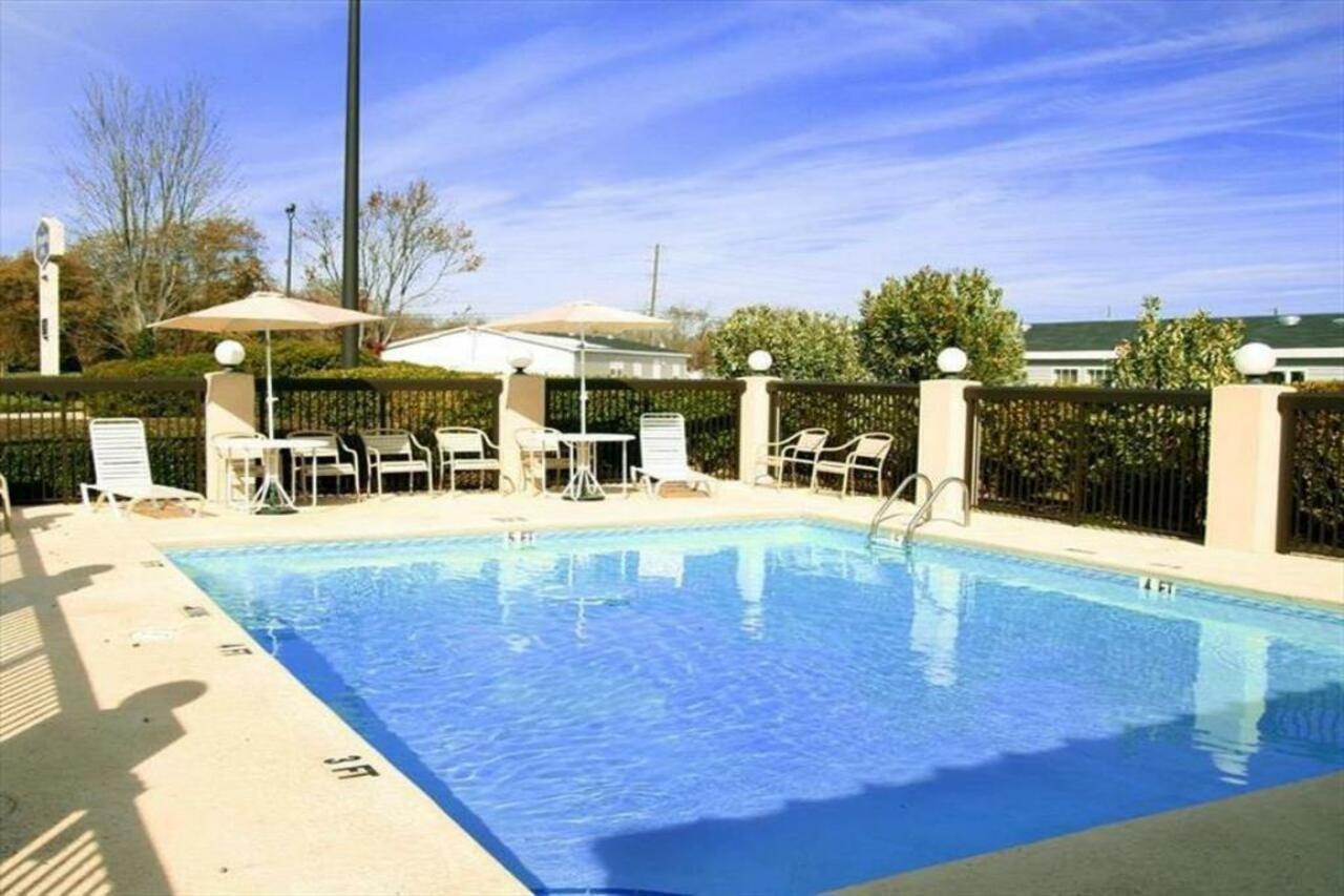 Dublin Inn And Suites المظهر الخارجي الصورة