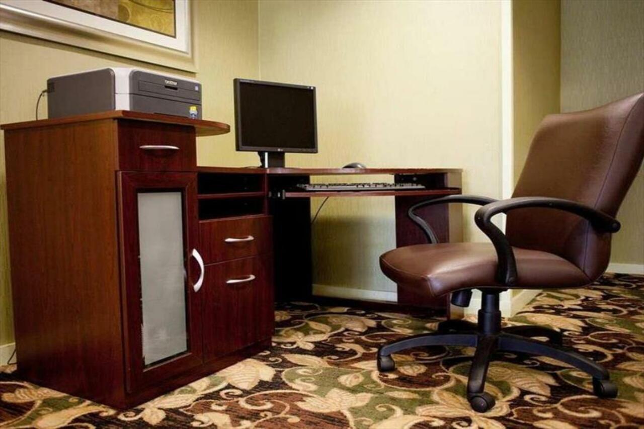 Dublin Inn And Suites المظهر الخارجي الصورة