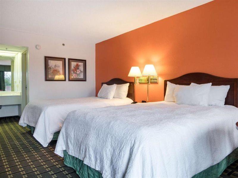 Dublin Inn And Suites المظهر الخارجي الصورة