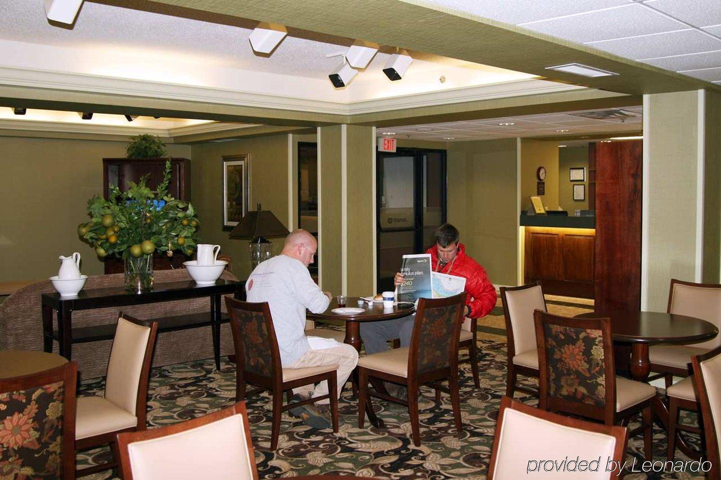 Dublin Inn And Suites المطعم الصورة